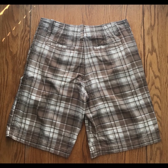 Plaid shorts - Picture 2 of 3